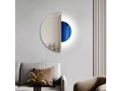 Luna modře osvětlené dekorativní zrcadlo. GieraDesign