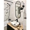 Lustro Ambient Slim owalne w cienkiej czarnej ramie w nowoczesnej lazience z lastryko. GieraDesign (1)