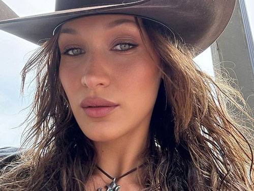 bella-hadid-cowboy-hat