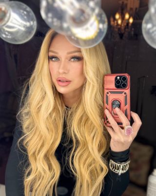 Pořídili jste si umělé řasy a hledáte vhodné lepidlo? Máme skvělé zkušenosti s lepidlem značky DUO dark tone, které se dá...