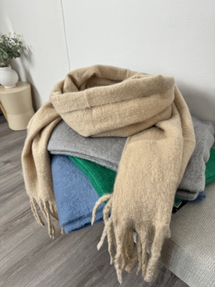 Chlupatá velká šála Versoli Basic