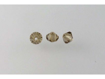 M. C. perle - sluníčka - 4 mm 10220