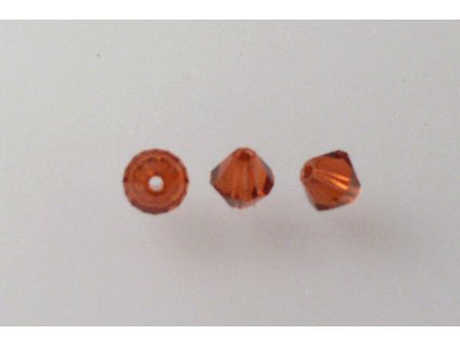 M. C. perle - sluníčka - 4 mm 70010