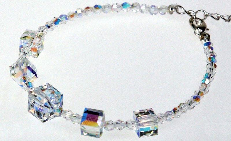 Náramek z krystalových kuliček a kostek, Swarovski Elements