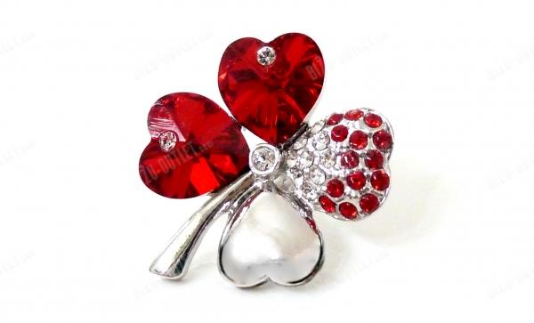 Brož čtyřlístek, Swarovski Elements Barva: siam (červená)