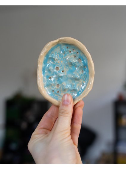 Keramická mýdlenka s odtokem