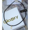 glosery minimalisticky nahrdelnik s inicialou leskly achat onyx