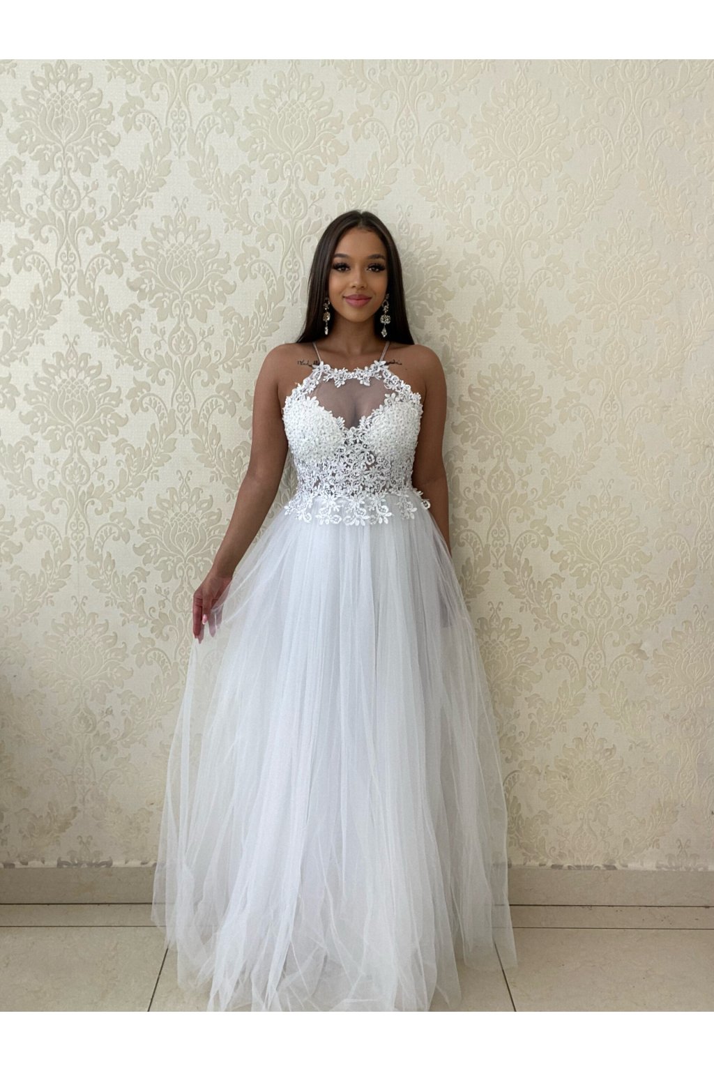 Dlouhé společenské bílé šaty s květinovou krajkou