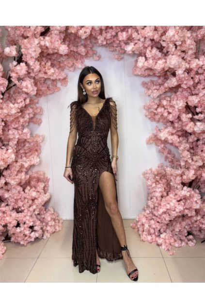 Dlhé spoločenské čokoládové šaty s flitrami a kamienkami
