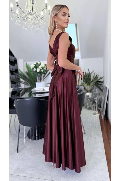 Dlhé spoločenské bordové šaty s mašľou