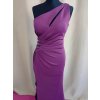 Dlhé spoločenské purpurové priliehavé šaty