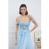 Dlhé spoločenské bledomodré korzetové šaty s čipkou a tylom