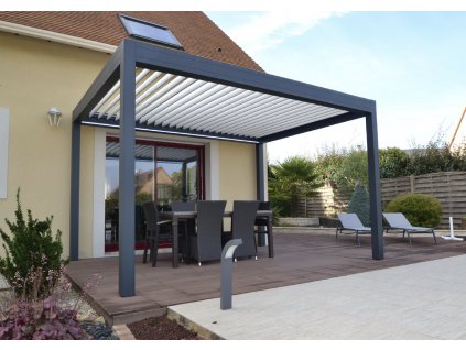 Bioklimatická pergola MEDIUM (4x4x2,7m)