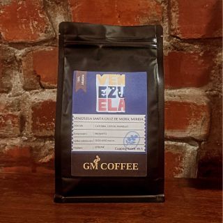 VENEZUELA SANTA CRUZ DE MORA Chuťový profil: Lesní plody, florálnost, acidita sladkých citrusů, broskvový ledový čaj,...