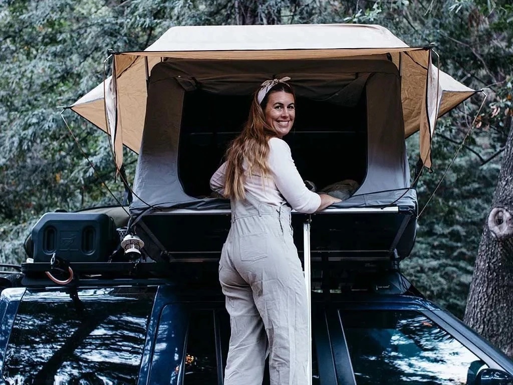 Jak vybrat střešní stan na auto