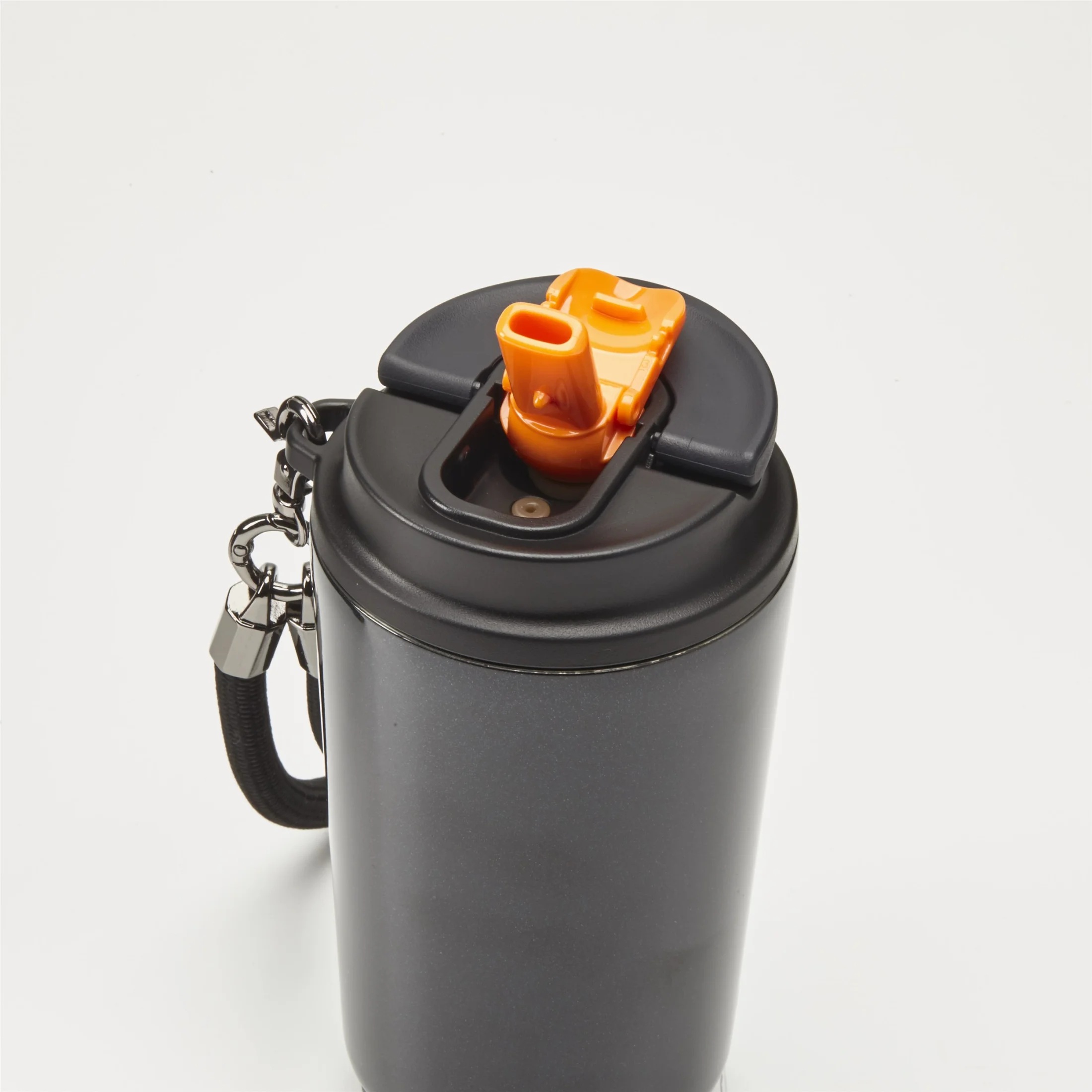 VICKYWOOD DAILY CUP 400 ml Black Noir – černý – detail otevřeného pítka