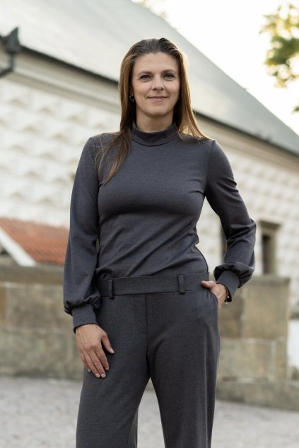 Rolák s řaseným rukávem