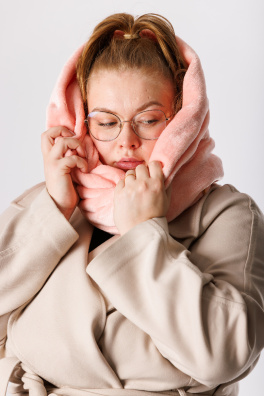 GoldBee Kruhový Šál Fluffy Salmon (Barva Salmon, Velikost M)