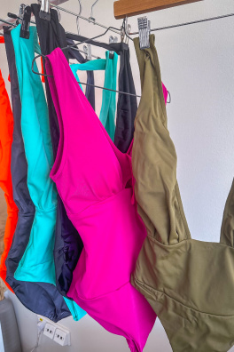 Zachráň Jednodielne Plavky - Mix farieb (Velikost 3XL)