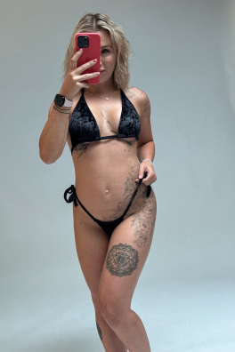 GoldBee Zamatové Plavky Vrchný Diel Too Hot Black (Barva Black, Velikost XS)