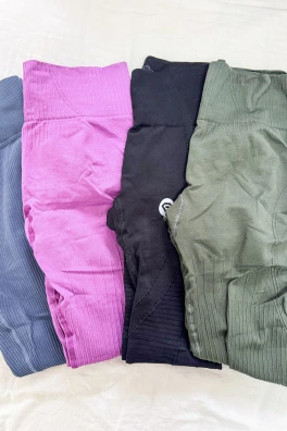 Vzorky Jiných Značek Legíny (Velikost L)