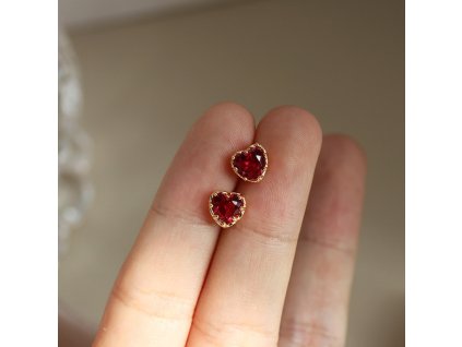 Hc118d4398ee44d37a7252a0a76b945b3s