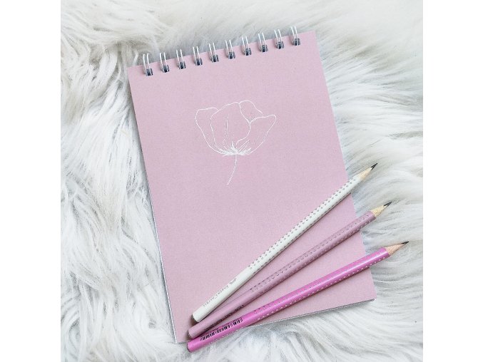 Tečkovaný blok A5 limitovaná valentýnská kolekce