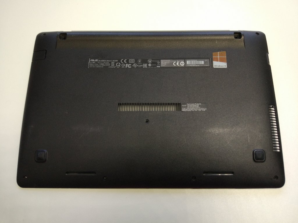 6903 asus x200 x200ca spodni vana s reproduktory
