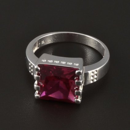 4812 10 1332404235 110222 max