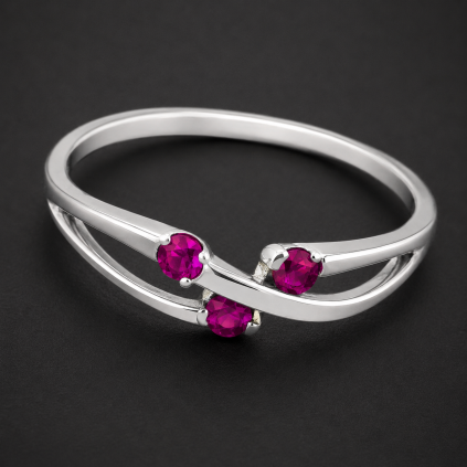 087 elegant silver ring with pink gemstones
