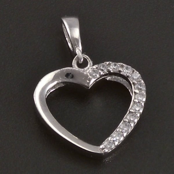 Goldpoint Stříbrný přívěs srdce a bílé zirkony Varianta: stříbrný přívěs