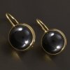 Zlaté kulaté náušnice s onyxem č. 1