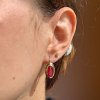 Zlaté náušnice s broušenými rubíny