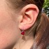 Stříbrné náušnice broušený rubín červený