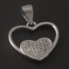 Stříbrný přívěs se zirkony srdíčko