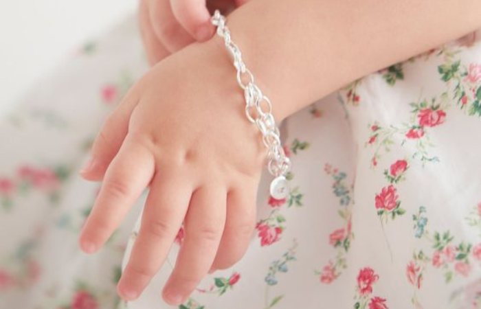 Na co si dát pozor při výběru dětských šperků?