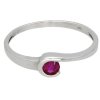 Jemný prsten s rubínem bílé zlato