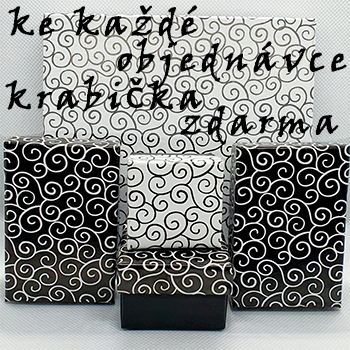 ke každé objednávce krabička zdarma