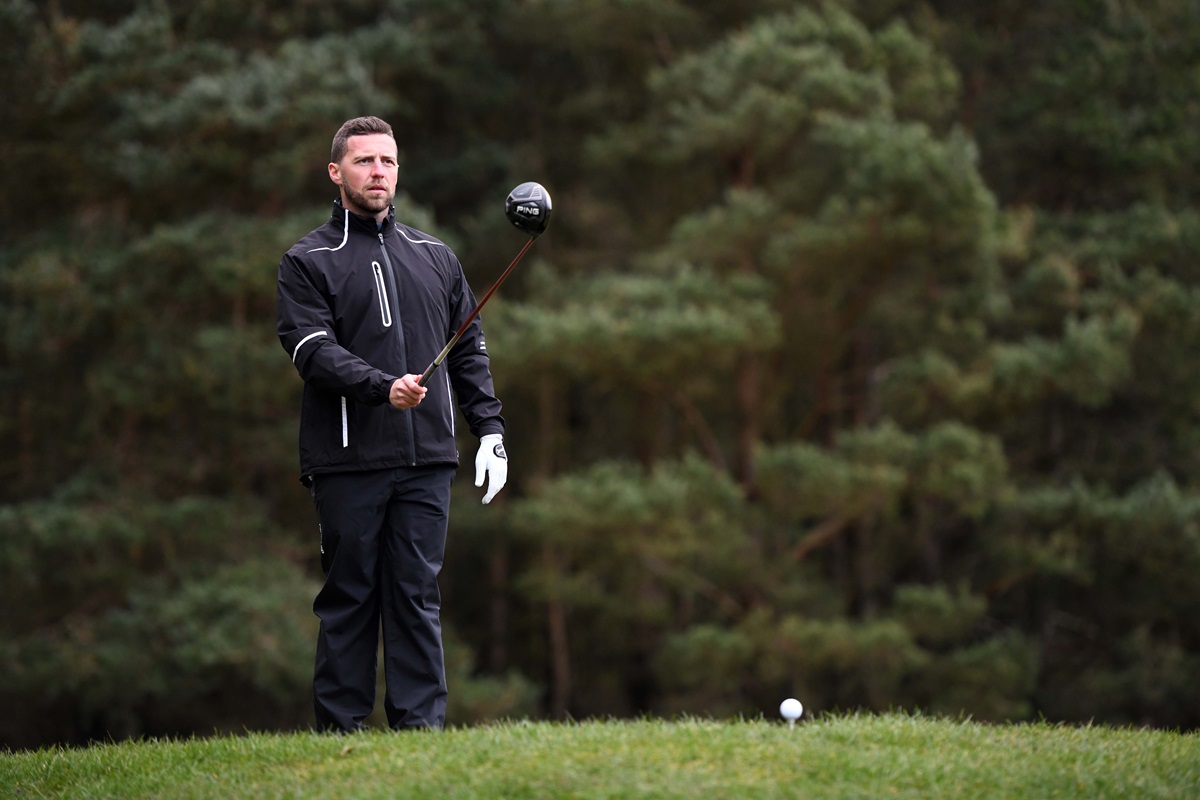 ProQuip a příběh za dokonalou golfovou bundou – jak vznikají ty nejlepší nepromokavé bundy pro golfisty