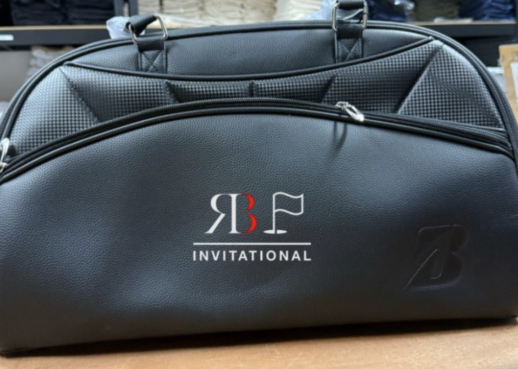 Personalizovaný golfový doplněk s monogramem