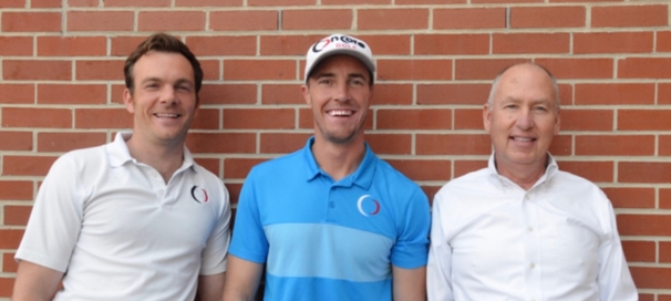 OnCore Golf: Podnikatelé otec a syn pohánějí začínající společnost, která je známá díky míči s dutým kovovým jádrem