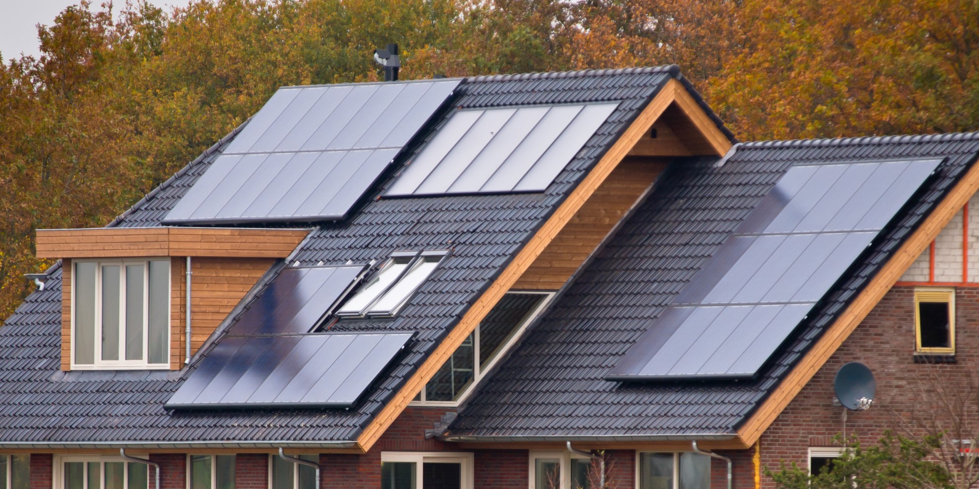 solar-panels-on-house-2021-08-26-16-38-12-utc