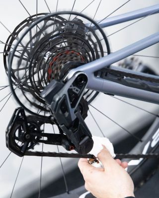 Si pripravený na novú CYKLO sezónu?🚴❓ A je pripravený tvoj BIKE❓❓ V GoPeak sa postaráme o oboch. Tvojmu bicyklu doprajeme...