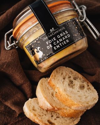 Francouzský luxus na vašem stole: foie gras od Ducs de Gascogne 🇫🇷✨ Foie gras není jen jídlo. Je to gurmánský zážitek,...