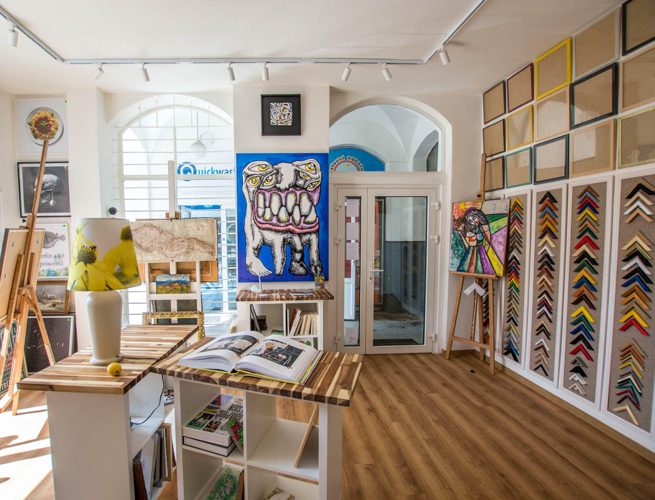 banner-carousel-galerie-grafikus-2