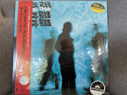 CHEAP TRICK - STANDING ON THE EDGE ORIGINÁL 1.PRESS JAPAN