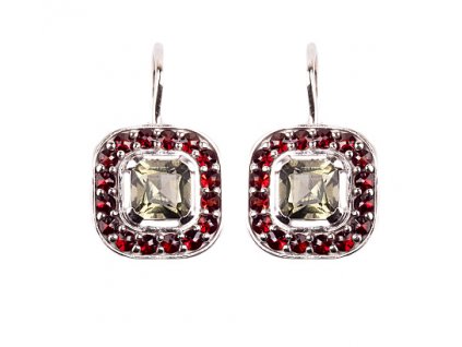 Czech garnet earrings (v6371372)