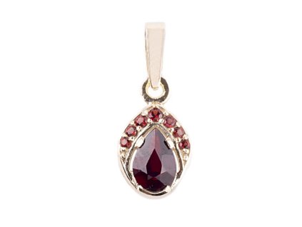 Czech garnet pendant (2471507)