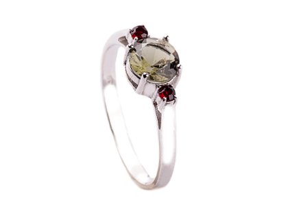 garnet - silver ring (3085V)