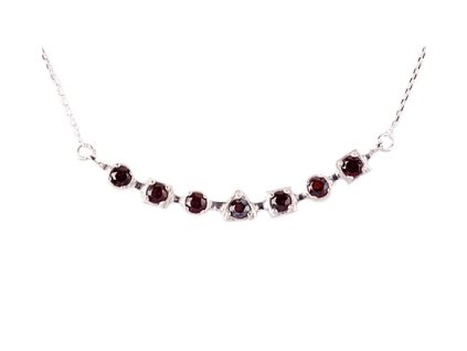 garnet - silver necklace (8622)